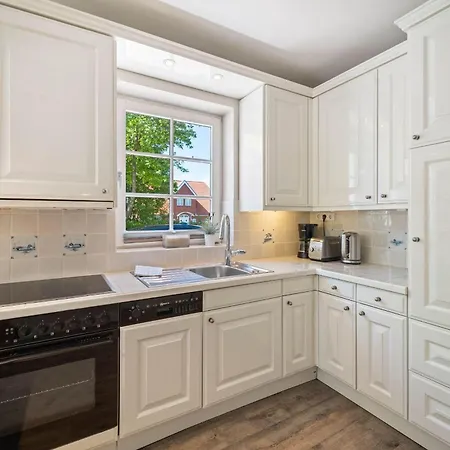 Haus-kaept-n-hein-cors-eg-ug-2 Wenningstedt-Braderup