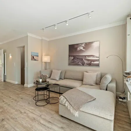 Haus-Kaept-N-Hein-Cors-Whg 6 Apartament