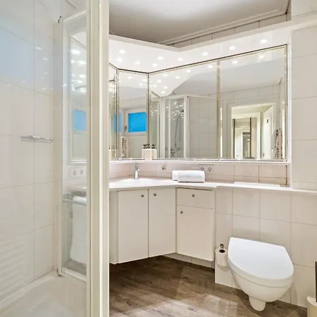 Haus-Kaept-N-Hein-Cors-Whg 6 Apartament *
